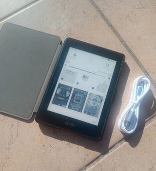 reader tablet Kindle Voyager 7gen WiFi luz 