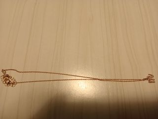 Collar inicial 'm'