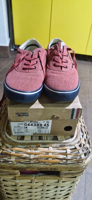Zapatillas Tommy Hilfiger rojas, talla 45