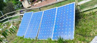 Paneles solares de 705W en total