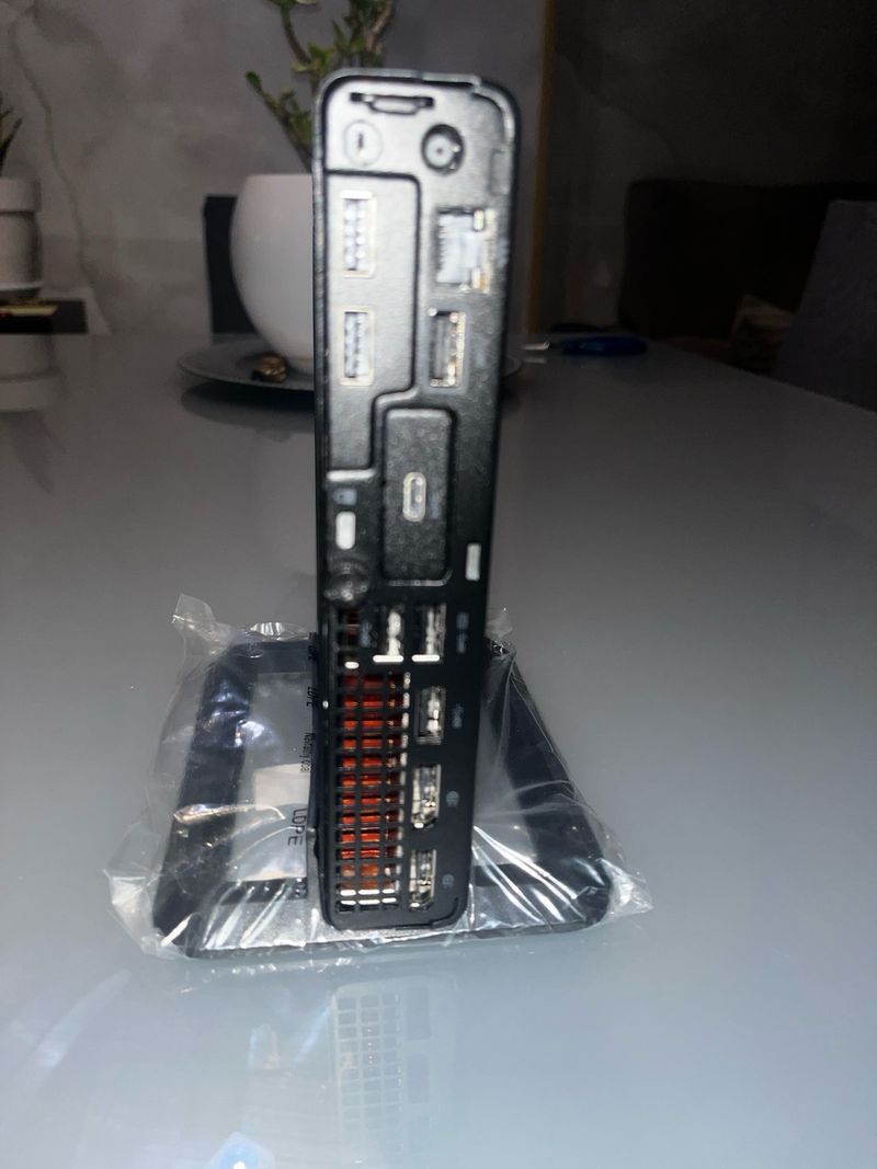 HP EliteDesk 800 G6 Mini PC + monitor 24 lenenovo afbeelding 2