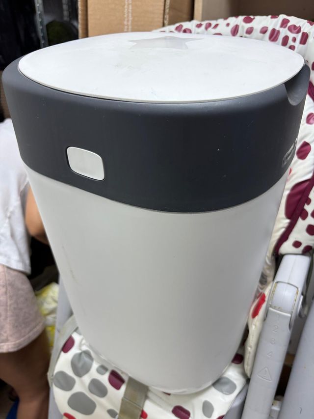 Cubo basura Tommee Tippee