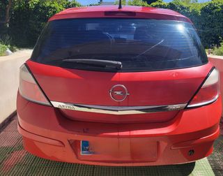Opel Astra 2004