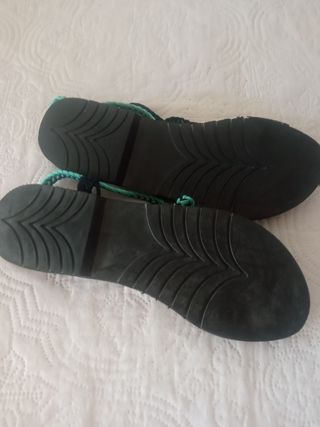 Sandalias planas atadas -talla 39