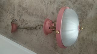 Lámpara dormitorio rosa-dorada