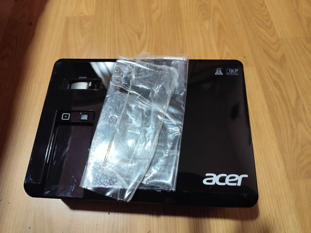 Proyector ACER X1263