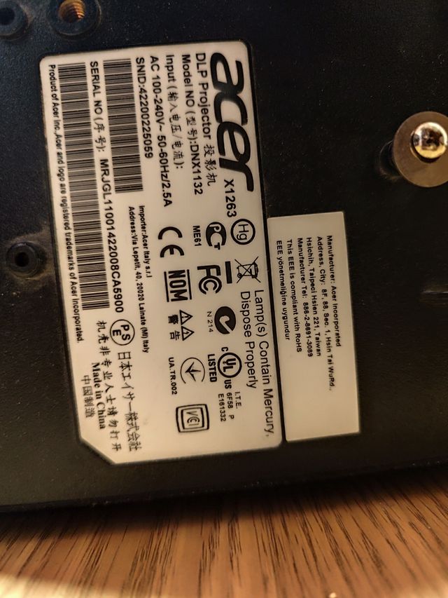 Proyector ACER X1263