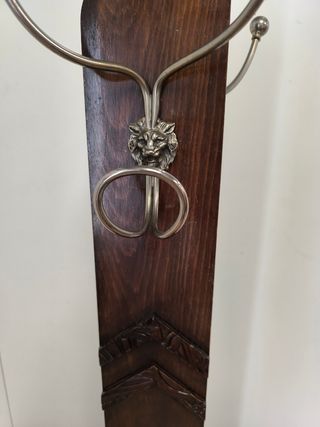 PERCHA DE PIE ANTIGUA EXCLUSIVA