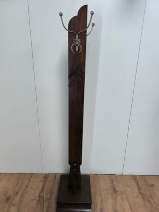 PERCHA DE PIE ANTIGUA EXCLUSIVA