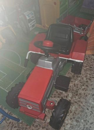 Tractor infantil eléctrico