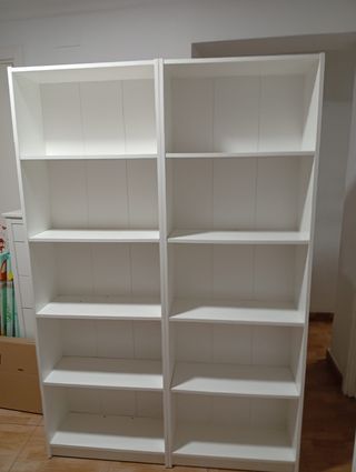 2 Librerias Blancas de Madera