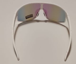 Gafas deportivas blancas