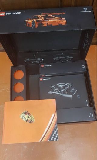LEGO Technic Porsche 911 GT3 RS 42056