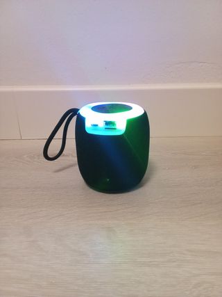 Altavoz Bluetooth con luz LED