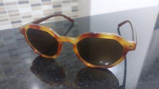 Gafas de sol marrón