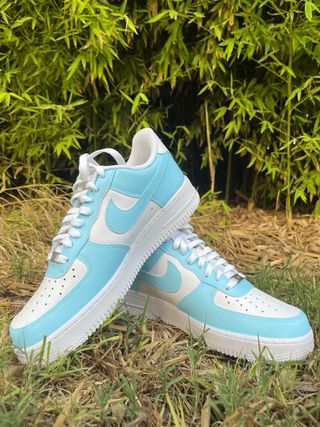 SERVICIO DE PERDONALIZACION DE ZAPATILLAS