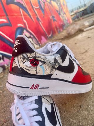 SERVICIO DE PERDONALIZACION DE ZAPATILLAS