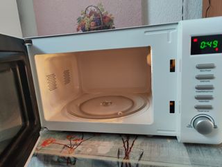 Microondas Orbegozo con grill