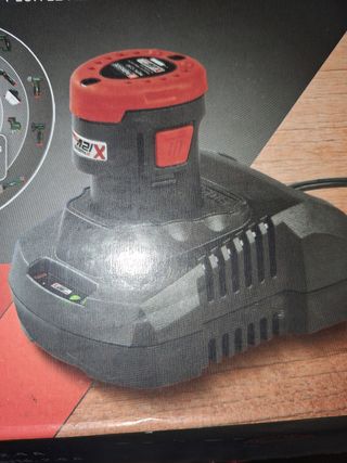 Cargador baterías 12V