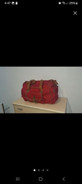 Bolsa mochila de viaje roja 