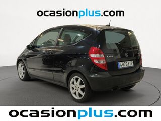 Mercedes-Benz Clase A 150 Avantgarde 70 kW (95 CV)