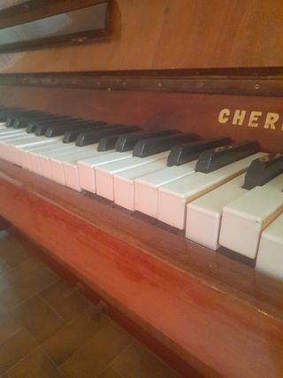 Piano Cherny - Piano Acústico