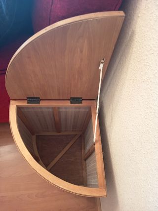 Mesita rinconera bambú