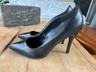 Zapatos negros tacón alto 41