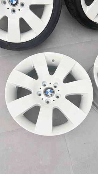 Llantas BMW 18" blancas