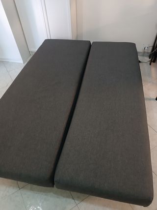 Divano letto.