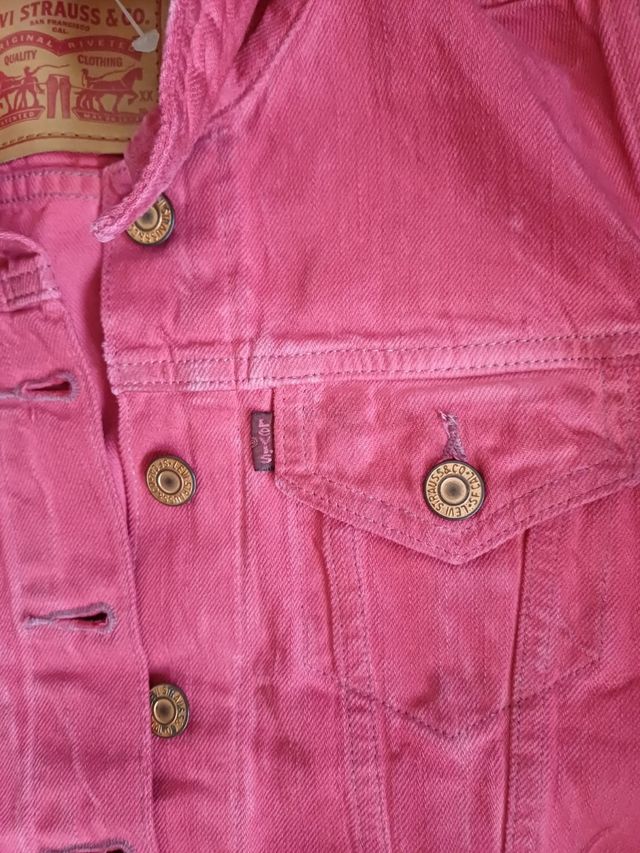 Chaleco vaquero Levi's rosa