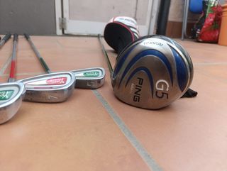 Juego palos golf 