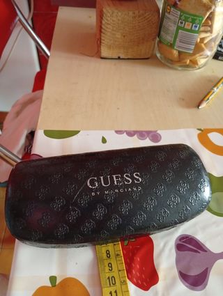 GUESS FUNDA DE GAFAS GUESS