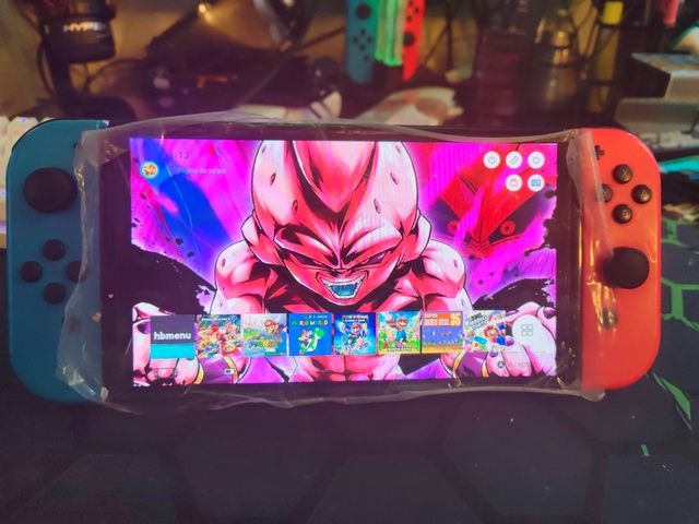 Nintendo Switch OLED - blu e rosso da 1 TB