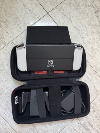 Nintendo Switch OLED Blanca - A ESTRENAR