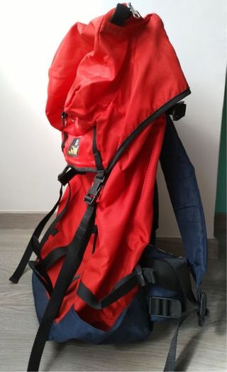 Mochila Serval roja y azul - Camping