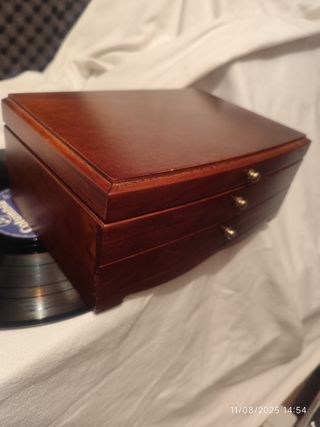 Joyero madera marrón