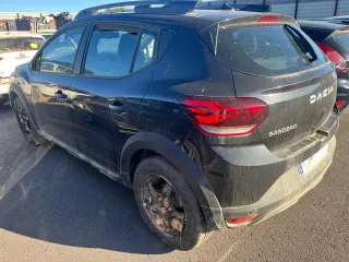 PARAGOLPES TRASERO DACIA SANDERO STEPWAY 2021