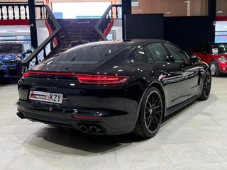 Porsche Panamera GTS 338 kW (460 CV)