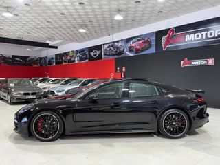 Porsche Panamera GTS 338 kW (460 CV)