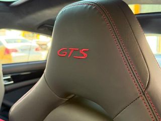 Porsche Panamera GTS 338 kW (460 CV)