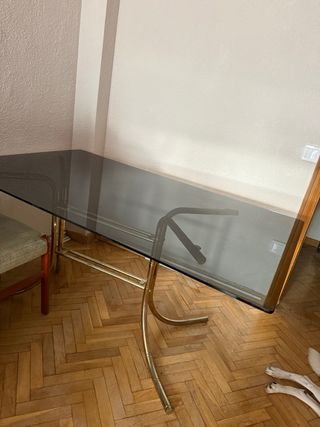 Mesa cristal dorada comedor