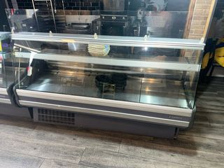 Vitrina refrigerada Coreco