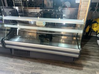 Vitrina refrigerada Coreco