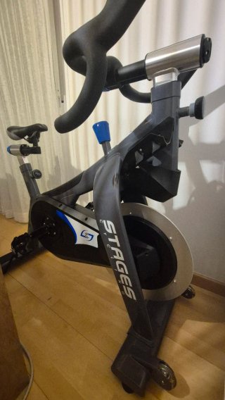Bicicleta spinning Stages C1