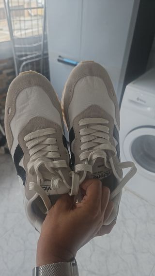 Zapatillas VICTORIA Beige/Blanco Talla 40
