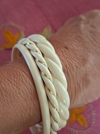 Set 3 bracciali materiale pregiato naturale 