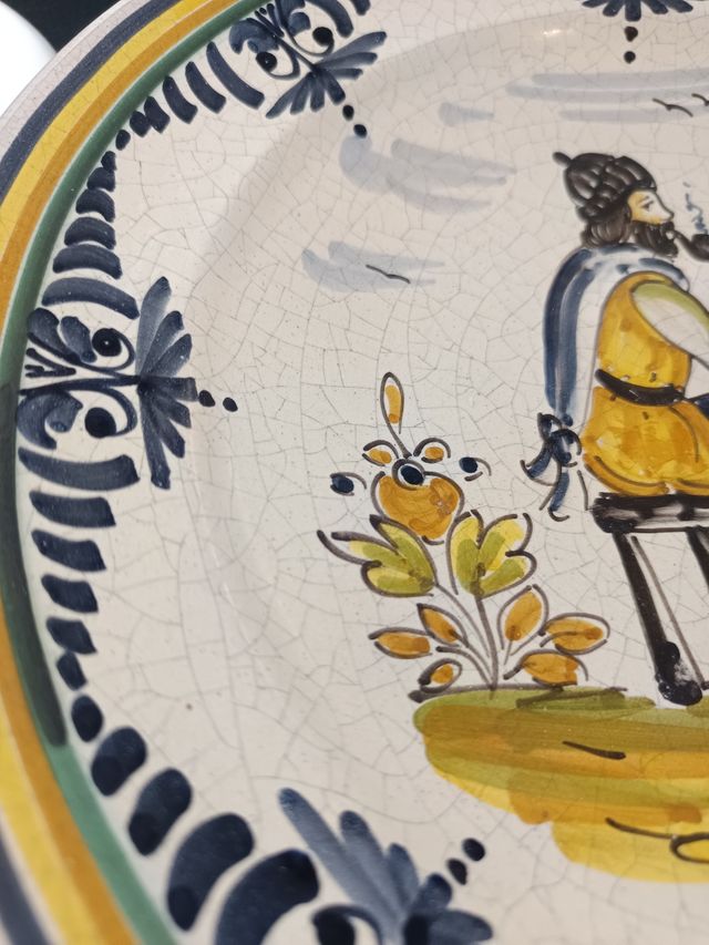 Plato cerámica antiguo craquelado