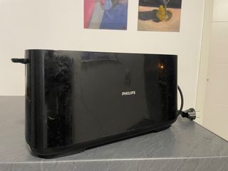 Tostadora Philips negra