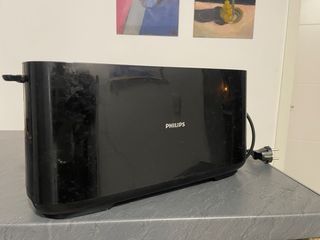 Tostadora Philips negra